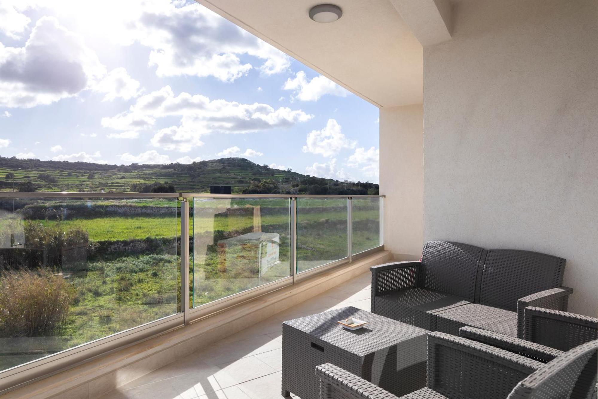 Modern & Spacious 2Br Apartment With Country Views - Close To Xemxija Bay St. Paul's Bay Luaran gambar